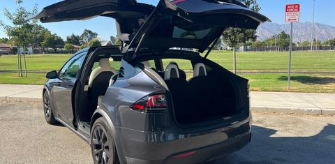Tesla Model X 2023