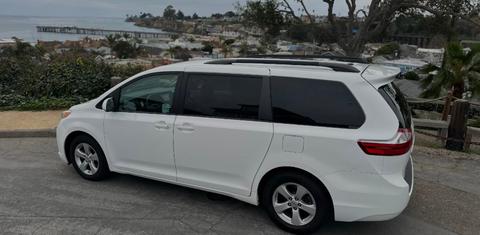 Toyota Sienna 2017