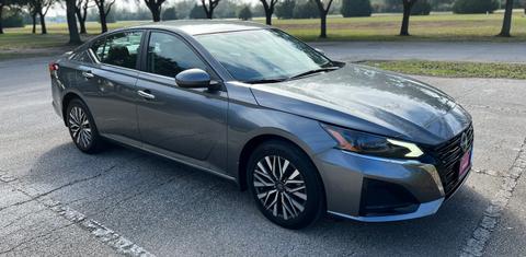Nissan Altima 2023