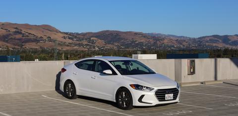 Hyundai Elantra 2017