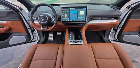 VinFast VF 9 2024