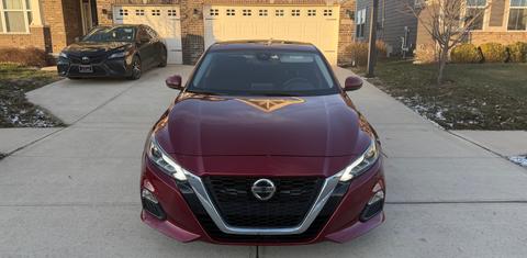 Nissan Altima 2021