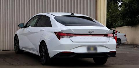 Hyundai Elantra 2021