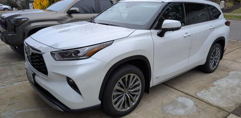 Toyota Highlander Hybrid 2025