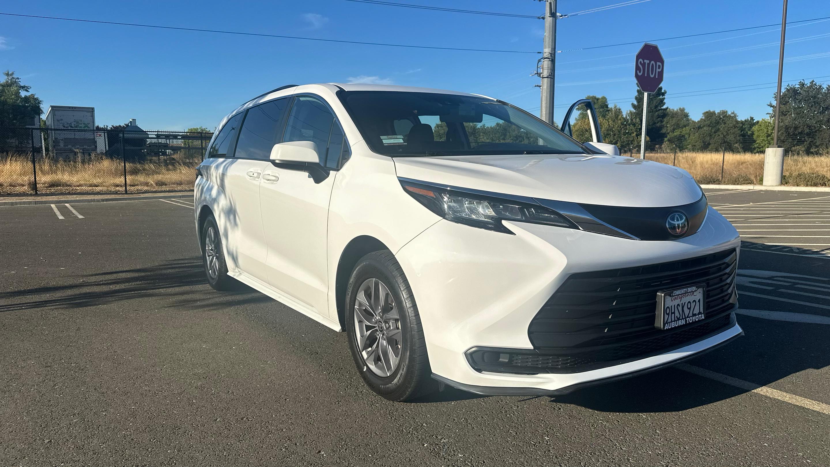 Toyota Sienna 2023 in Roseville, CA