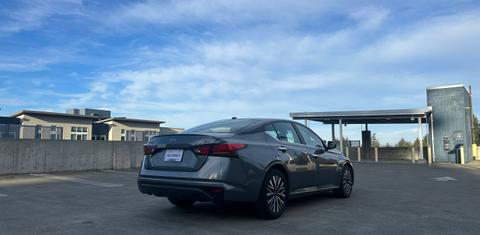 Nissan Altima 2024