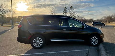 Chrysler Pacifica 2017