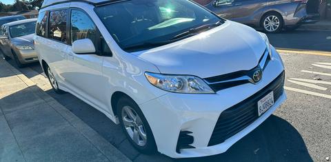 Toyota Sienna 2019