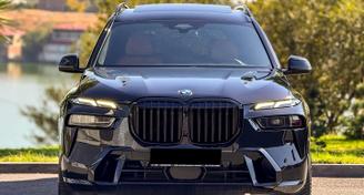 BMW X7 2026 — Options de location de voitures exotiques à Spring, TX