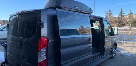 Ford Transit-150 Wagon 2020