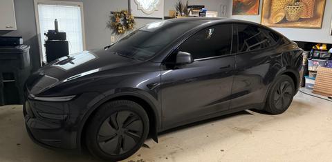Tesla Model Y 2026