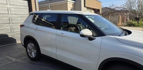 Mitsubishi OUTLANDER 2022