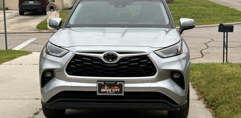 Toyota Highlander 2025
