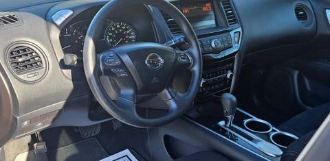 Nissan Pathfinder 2016