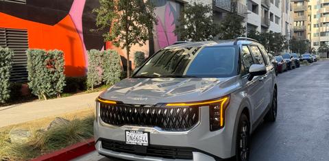 Kia Carnival Hybrid 2026