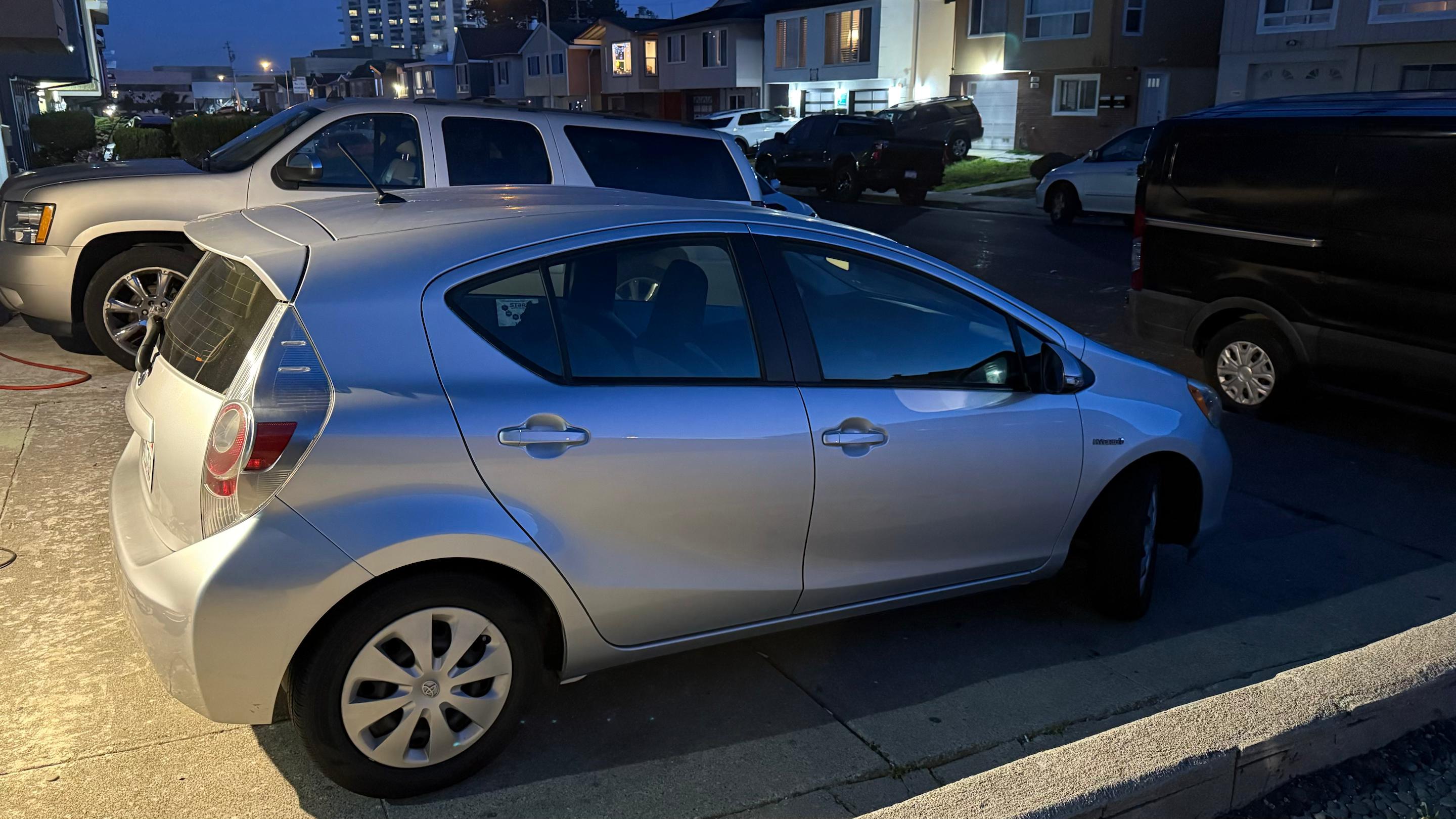 Toyota Prius c 2014 in 