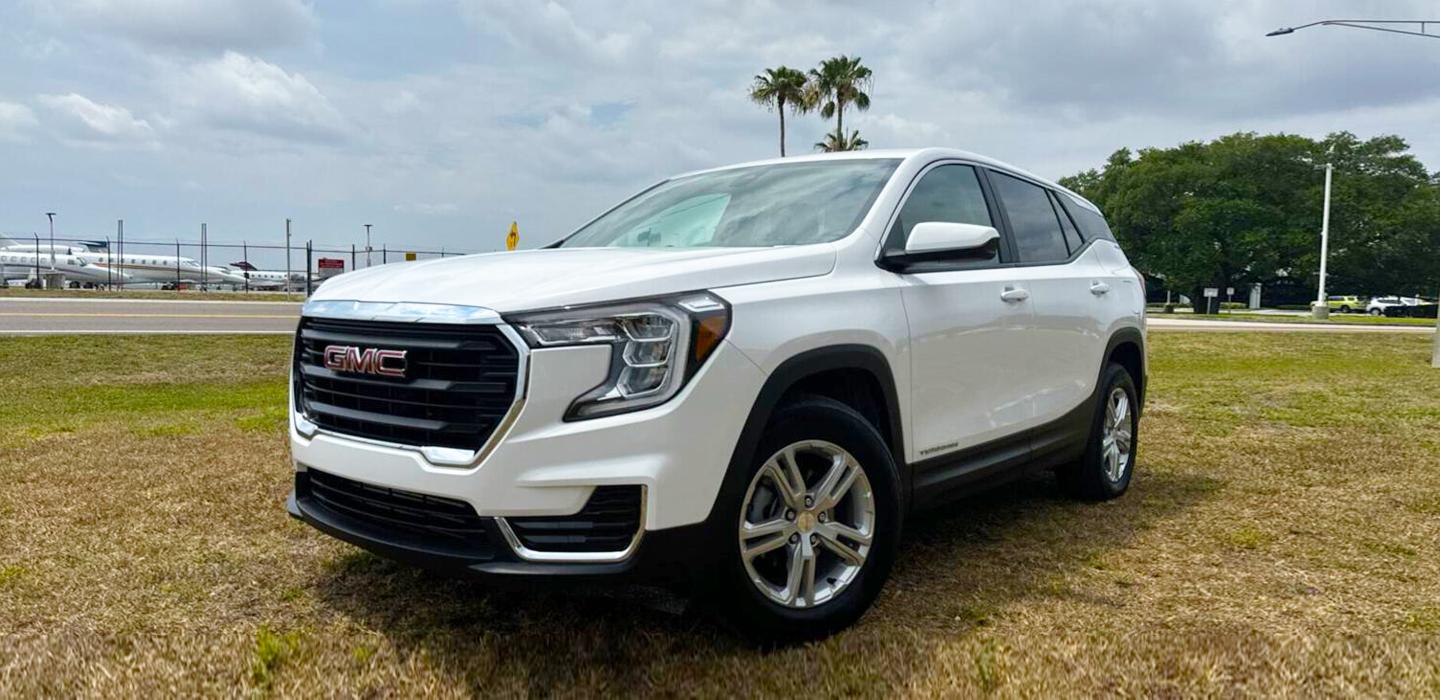 GMC Terrain 2024 in Belle Isle, FL