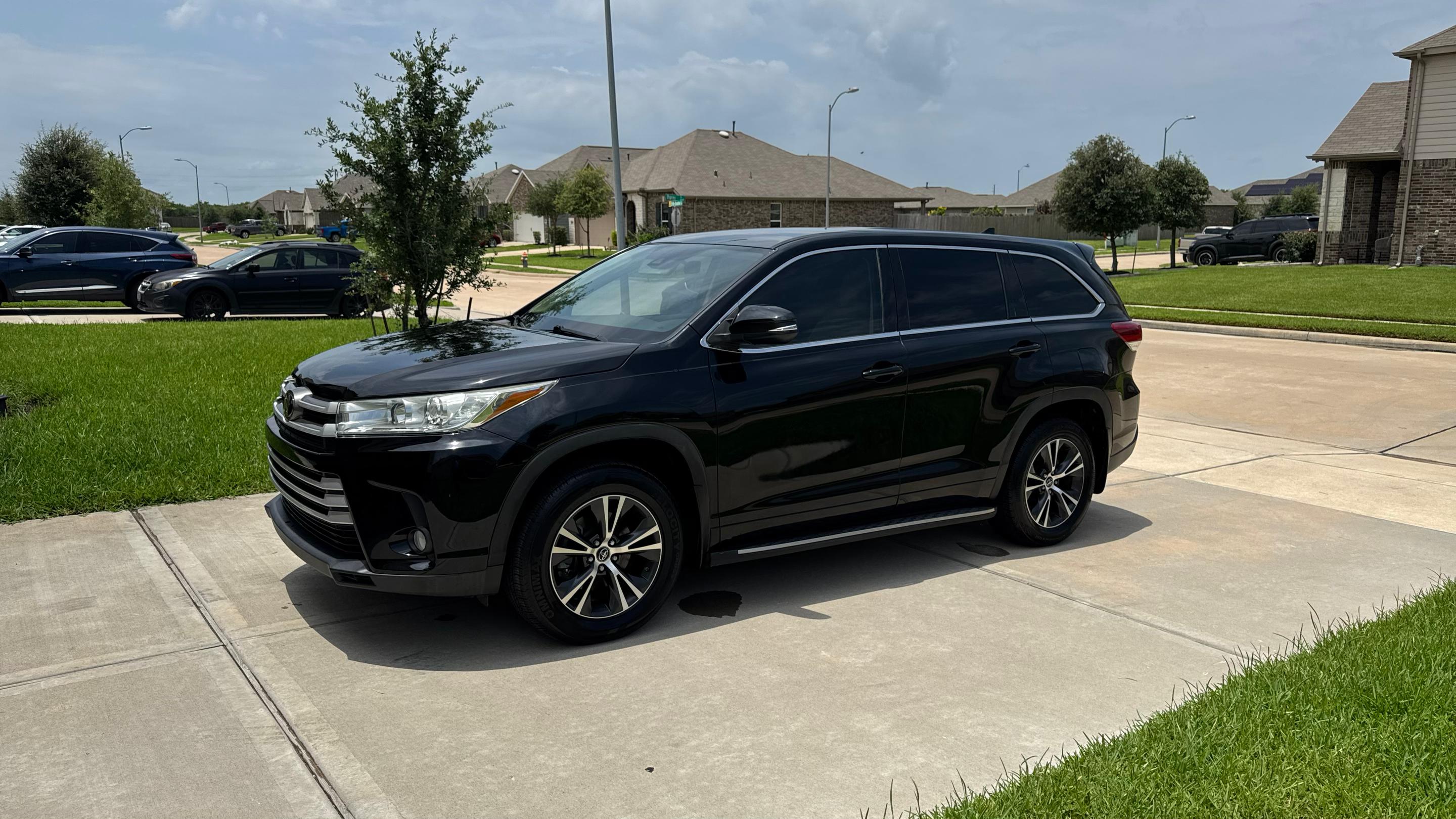 Toyota Highlander 2018 in Rosenberg, TX