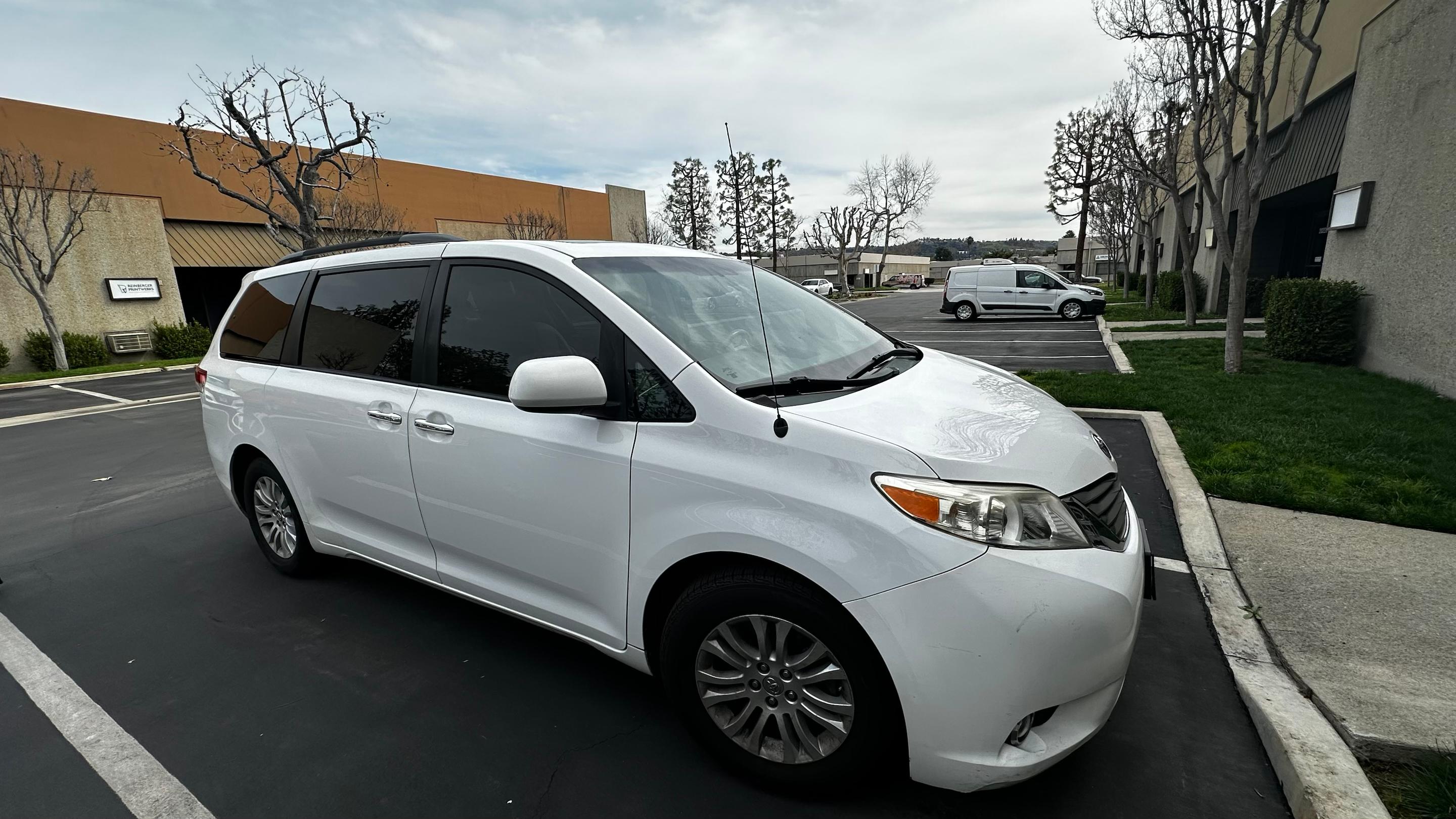 Toyota Sienna 2014 in 