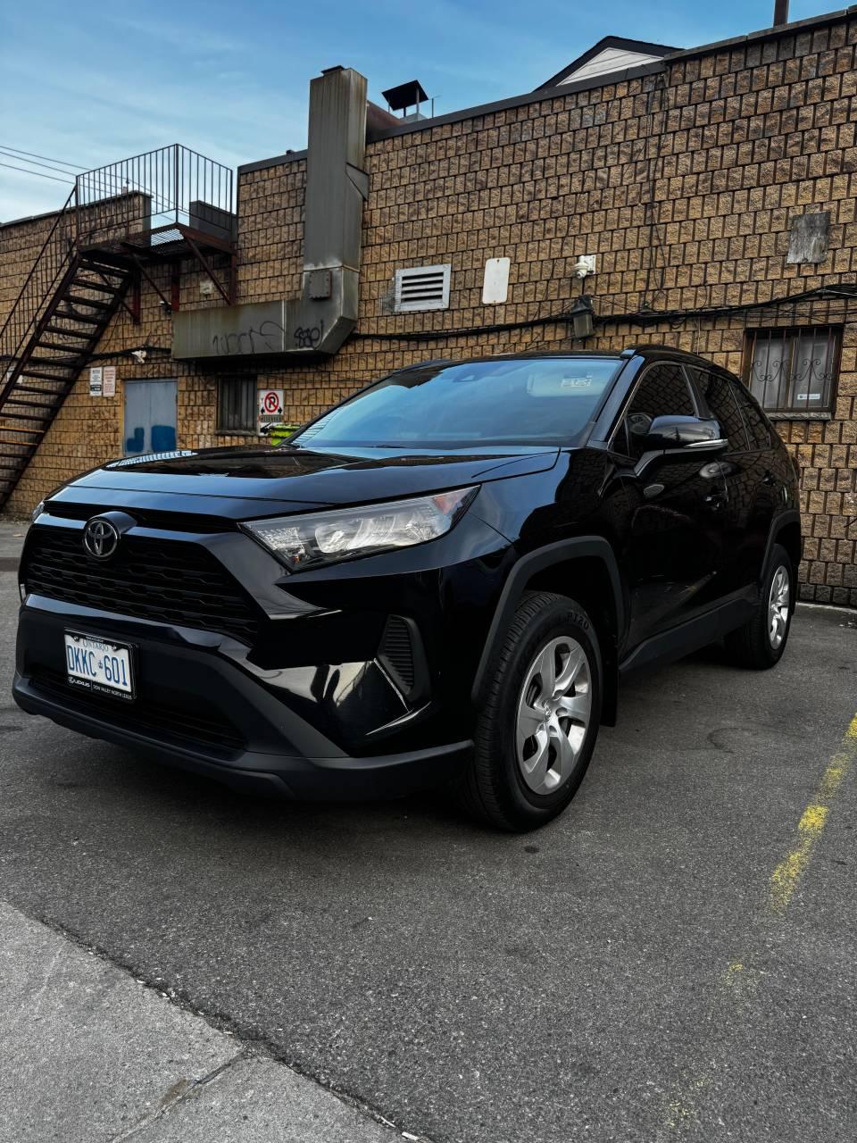 Toyota RAV4 2019 in Mississauga, ON