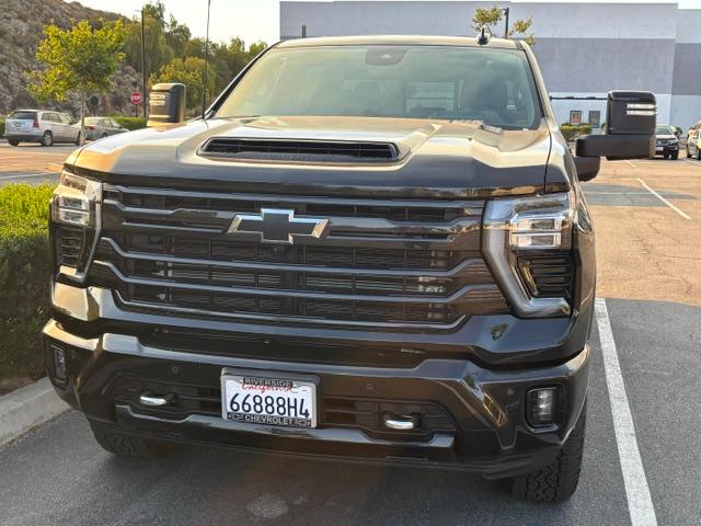 Chevrolet Silverado 2500HD 2025 in Riverside, CA
