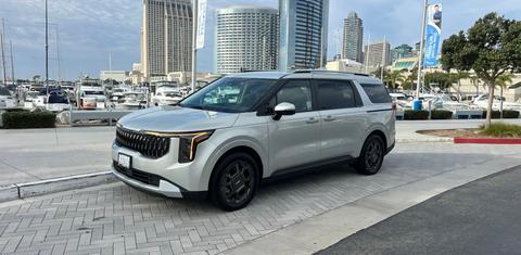 Kia Carnival Hybrid 2026