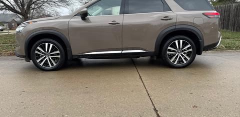 Nissan Pathfinder 2025