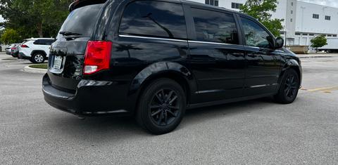 Dodge Grand Caravan 2017