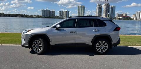 Toyota RAV4 2024