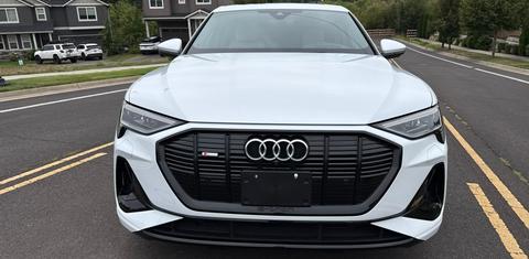 Audi e-tron 2023
