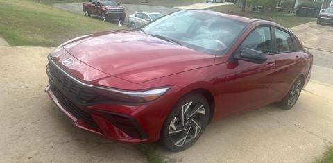 Hyundai Elantra 2025