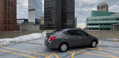 Nissan Versa 2016