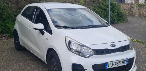Kia RIO 2015