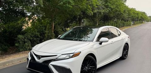 Toyota Camry 2021