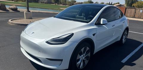 Tesla Model Y 2023