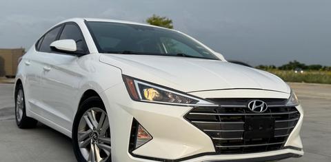 Hyundai Elantra 2019