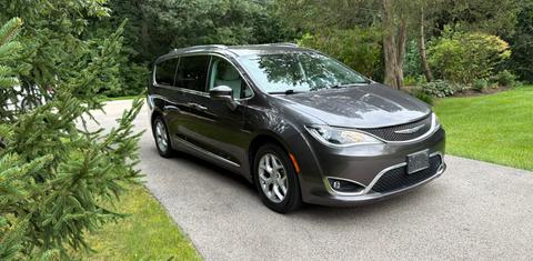 Chrysler Pacifica 2017