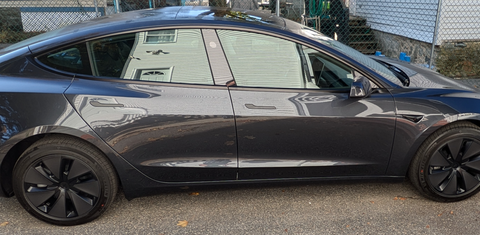 Tesla Model 3 2024
