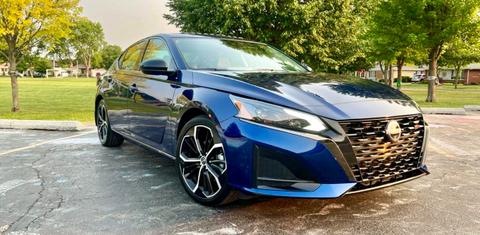 Nissan Altima 2023