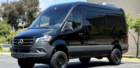 Mercedes-Benz Sprinter 2024