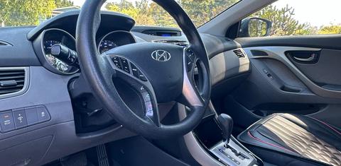 Hyundai Elantra 2013