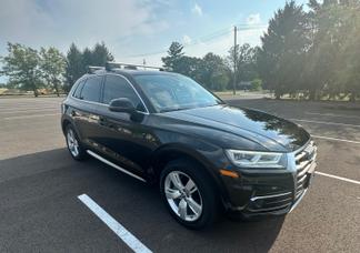 Audi Q5 car