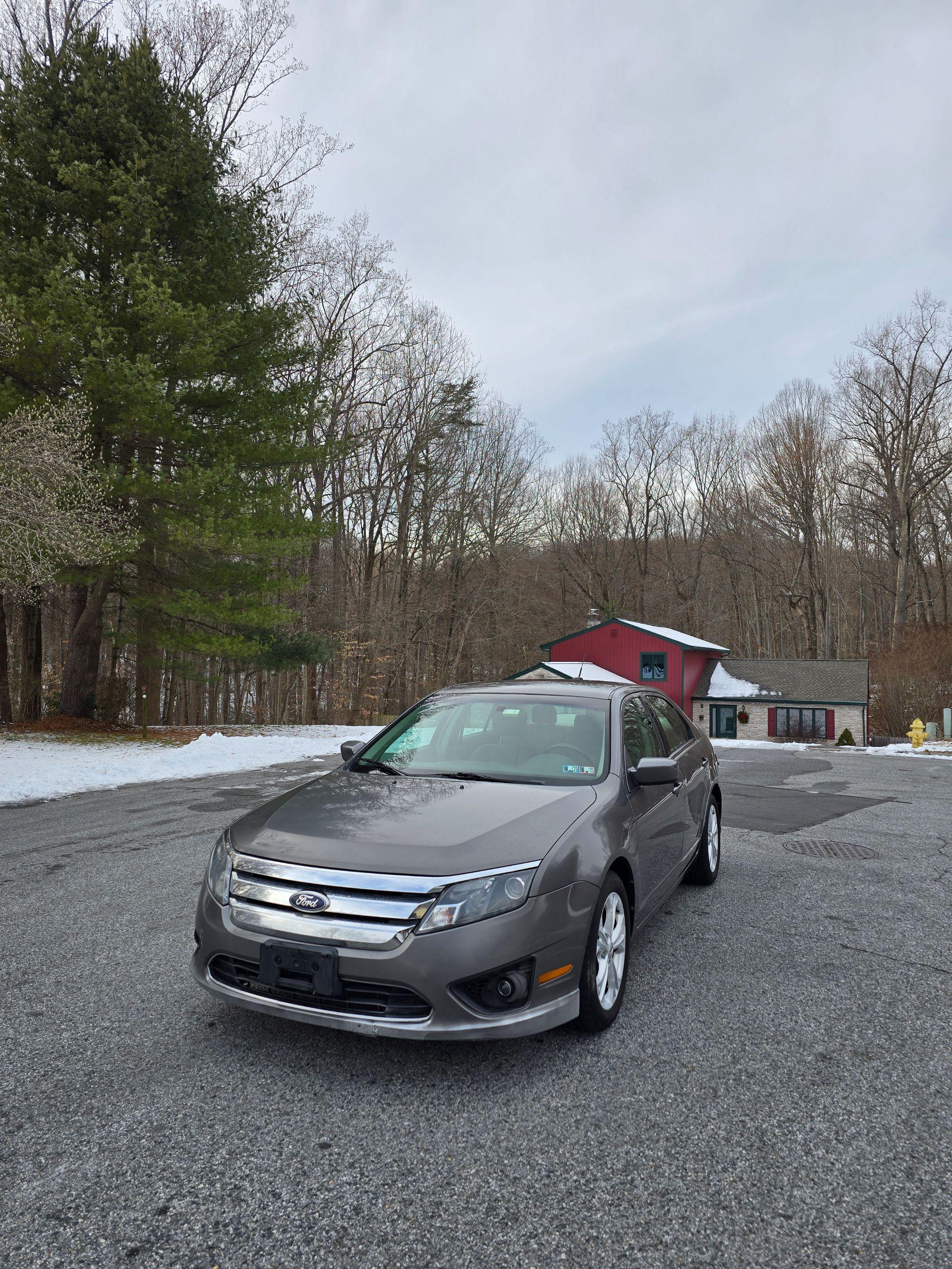 Ford Fusion 2012 in 