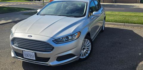 Ford Fusion Hybrid 2015