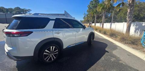 Nissan Pathfinder 2023