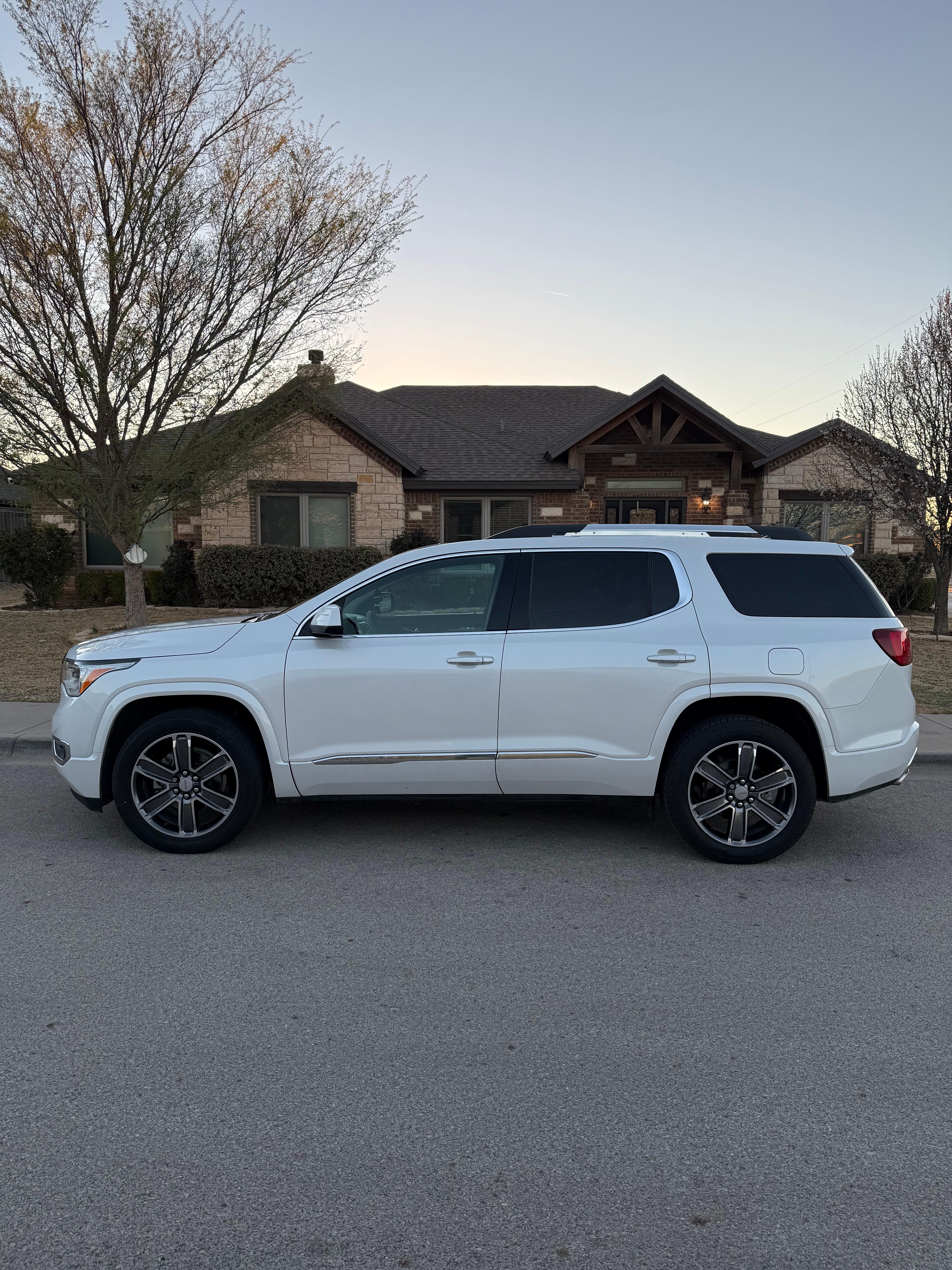 GMC Acadia 2017 in Lubbock, TX