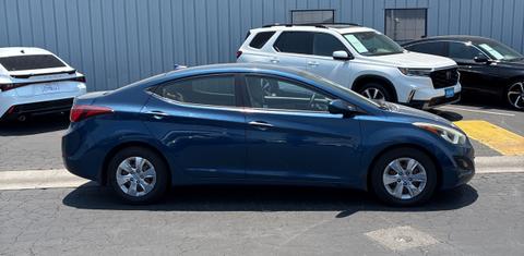 Hyundai Elantra 2016