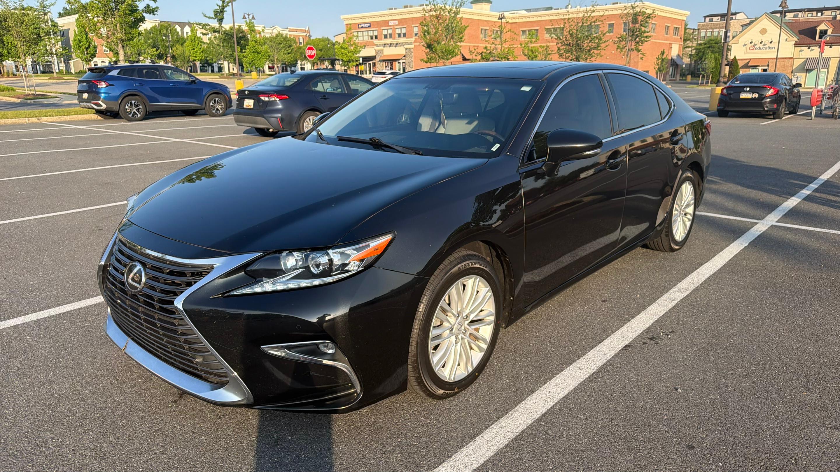 Lexus ES 2016 in Elkridge, MD