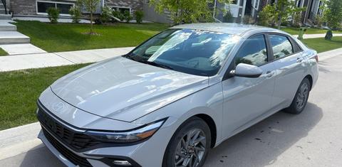 Hyundai Elantra 2024