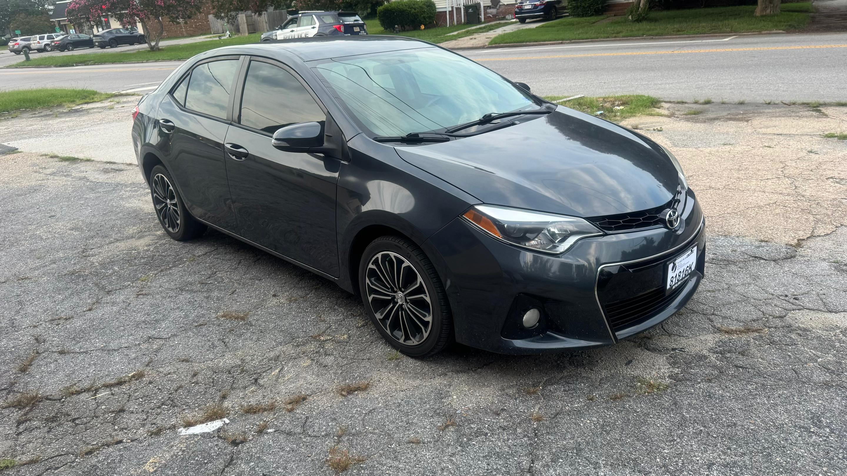 Toyota Corolla 2015 in Norfolk, VA